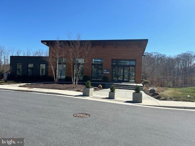 LAUREL - Residential Lease