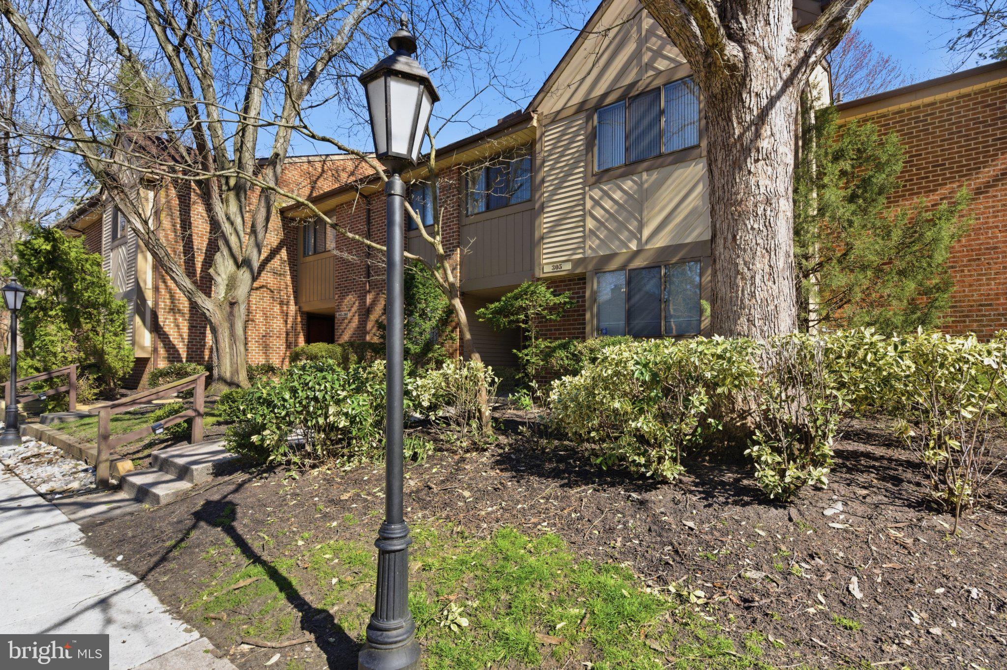 305 CYPRESS POINT CIRCLE A