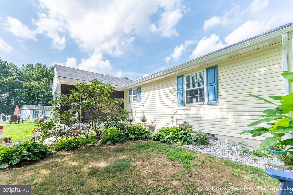 WHITE OAK - Residential