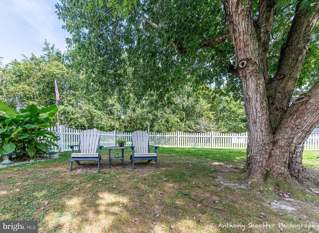 WHITE OAK - Residential