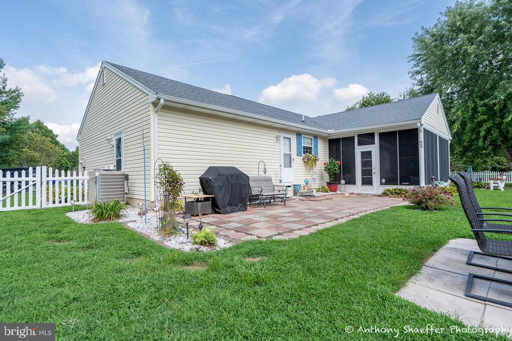 WHITE OAK - Residential