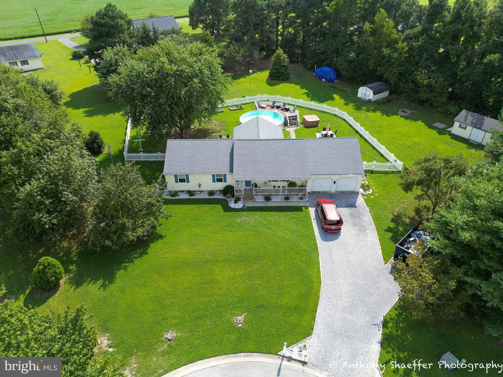 WHITE OAK - Residential