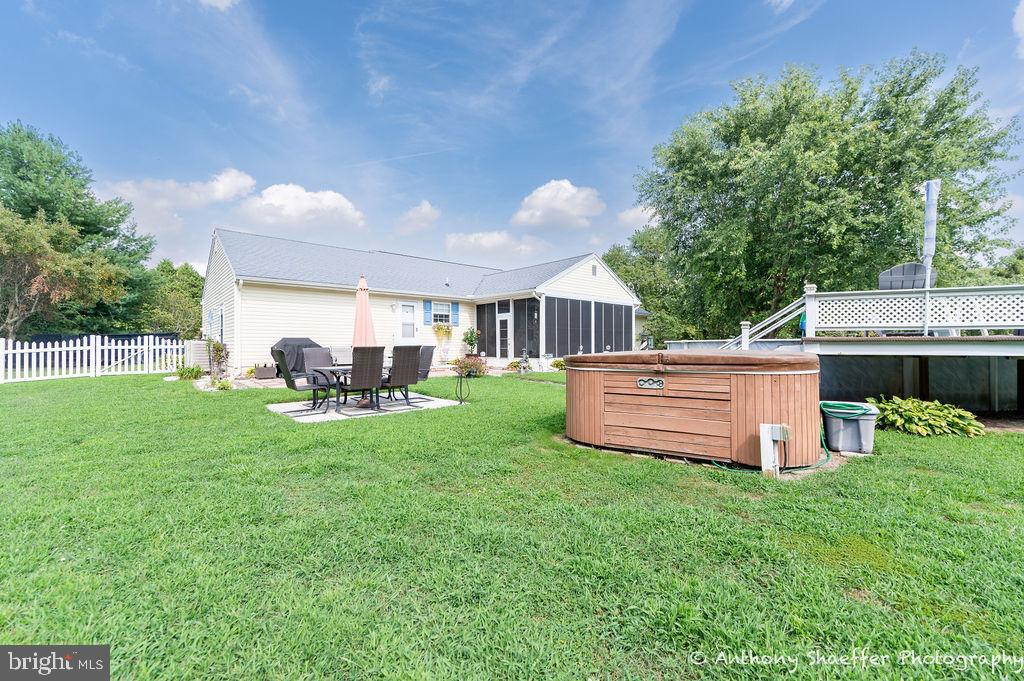 WHITE OAK - Residential