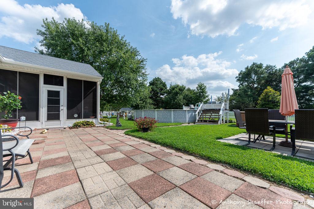 WHITE OAK - Residential