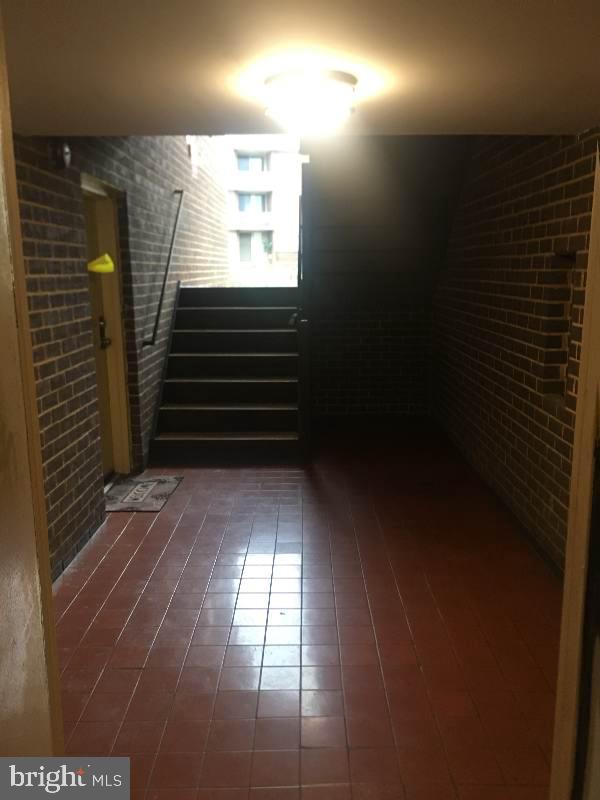 PINES CONDOMINIUM - Residential