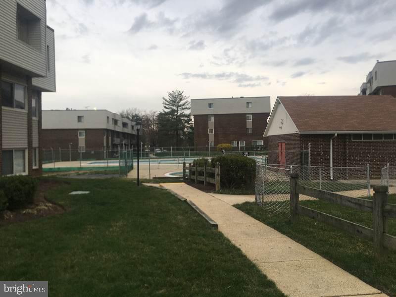 PINES CONDOMINIUM - Residential