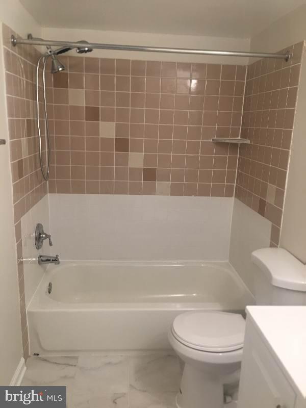 PINES CONDOMINIUM - Residential