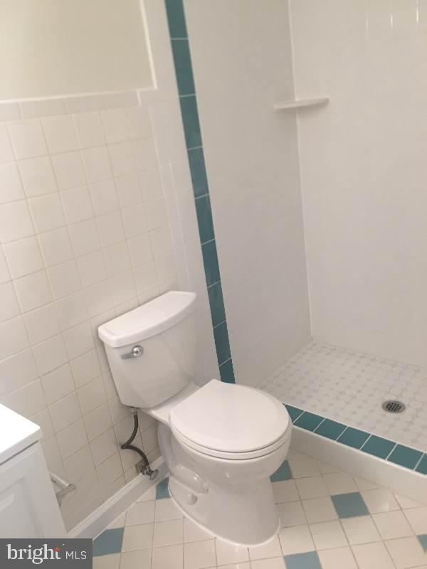 PINES CONDOMINIUM - Residential