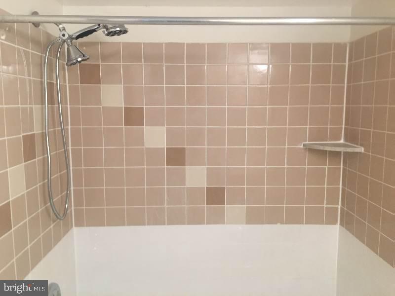 PINES CONDOMINIUM - Residential