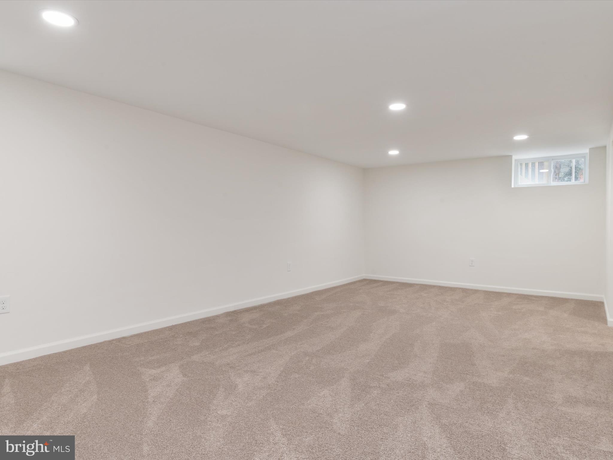 KENSINGTON - Residential
