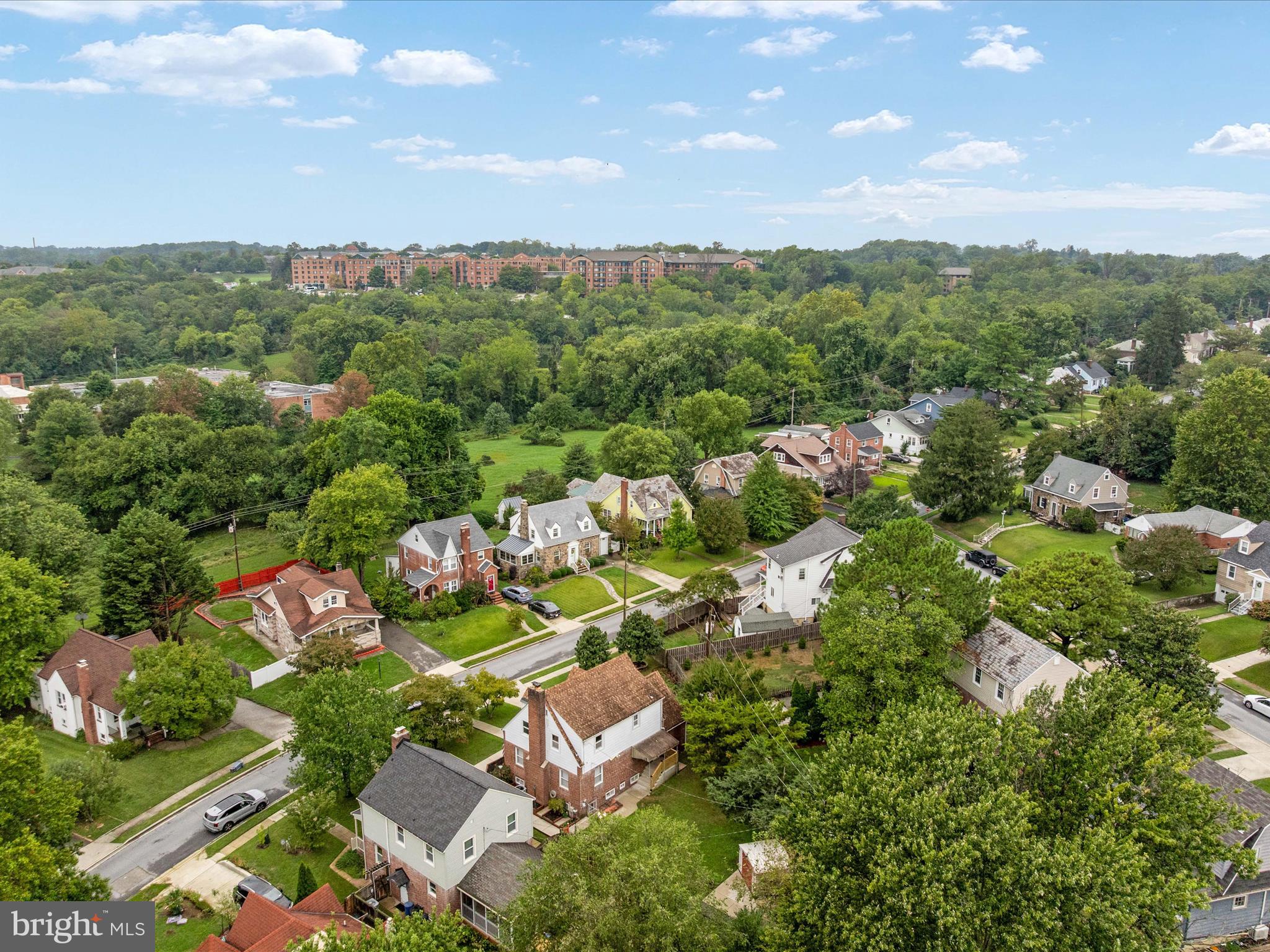 KENSINGTON - Residential