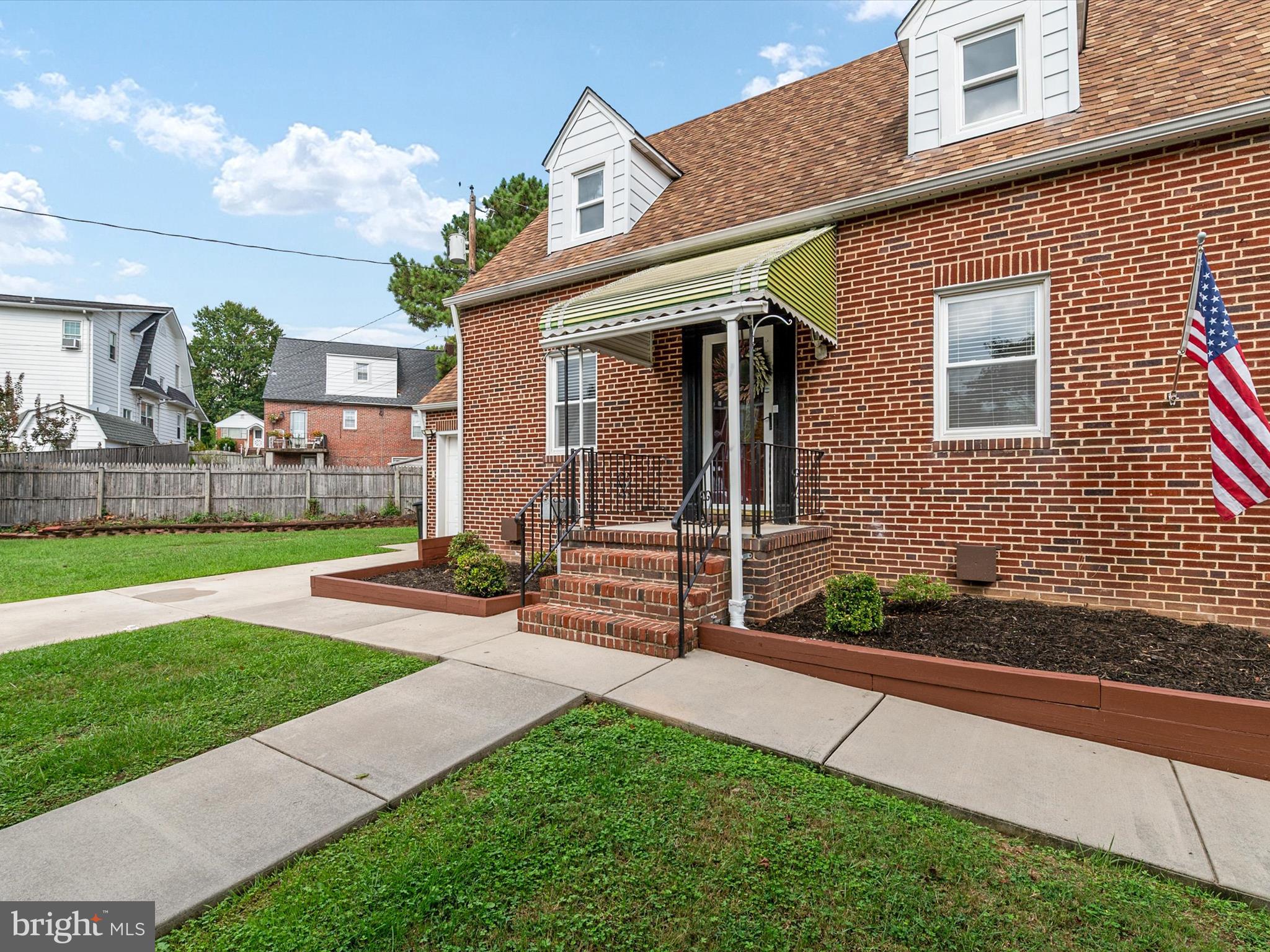 KENSINGTON - Residential