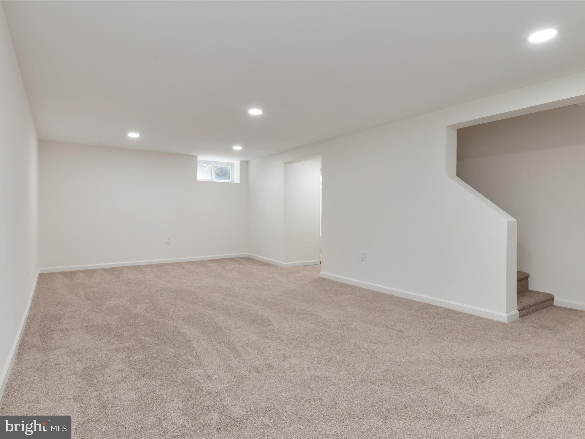 KENSINGTON - Residential