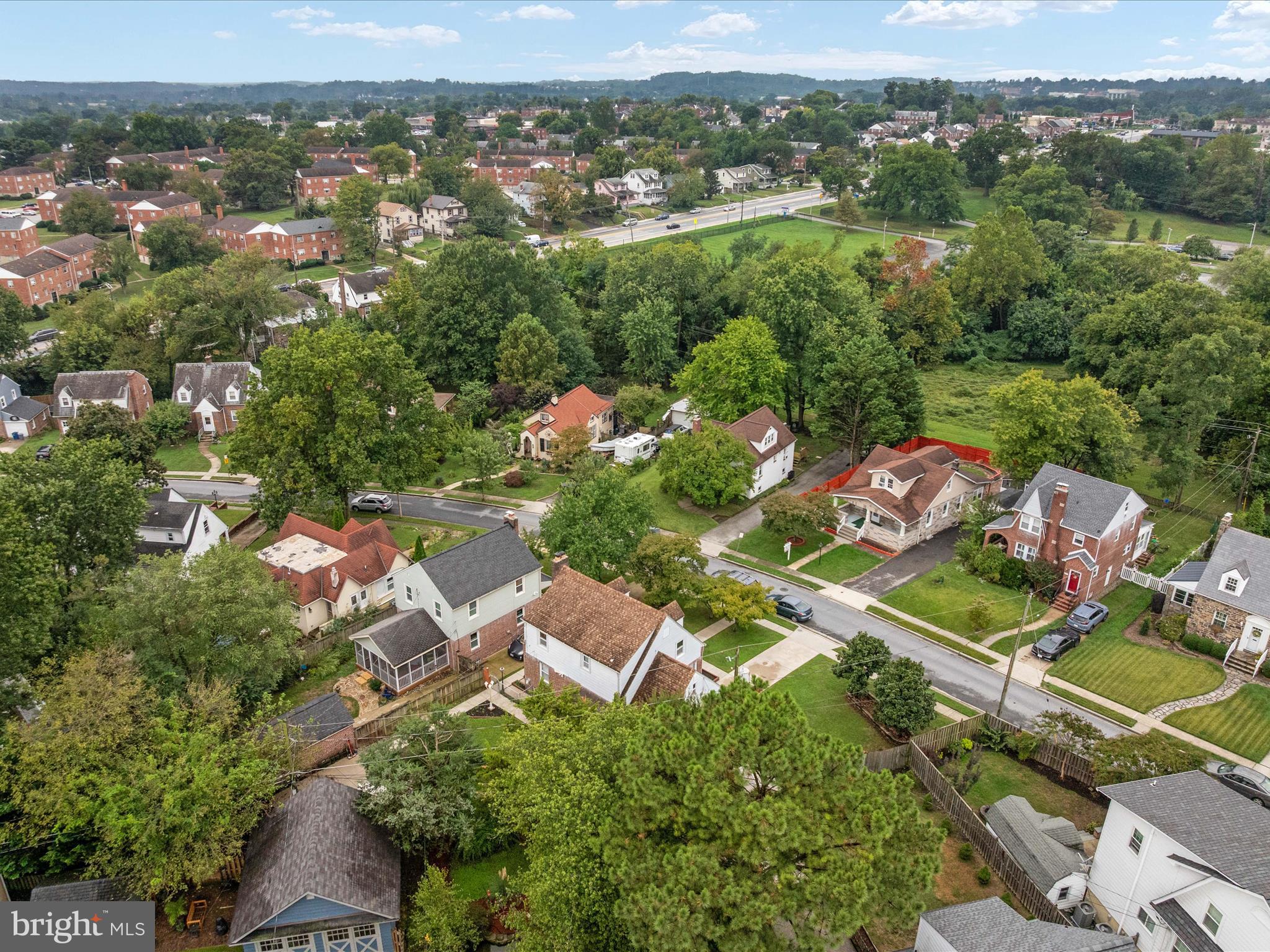 KENSINGTON - Residential