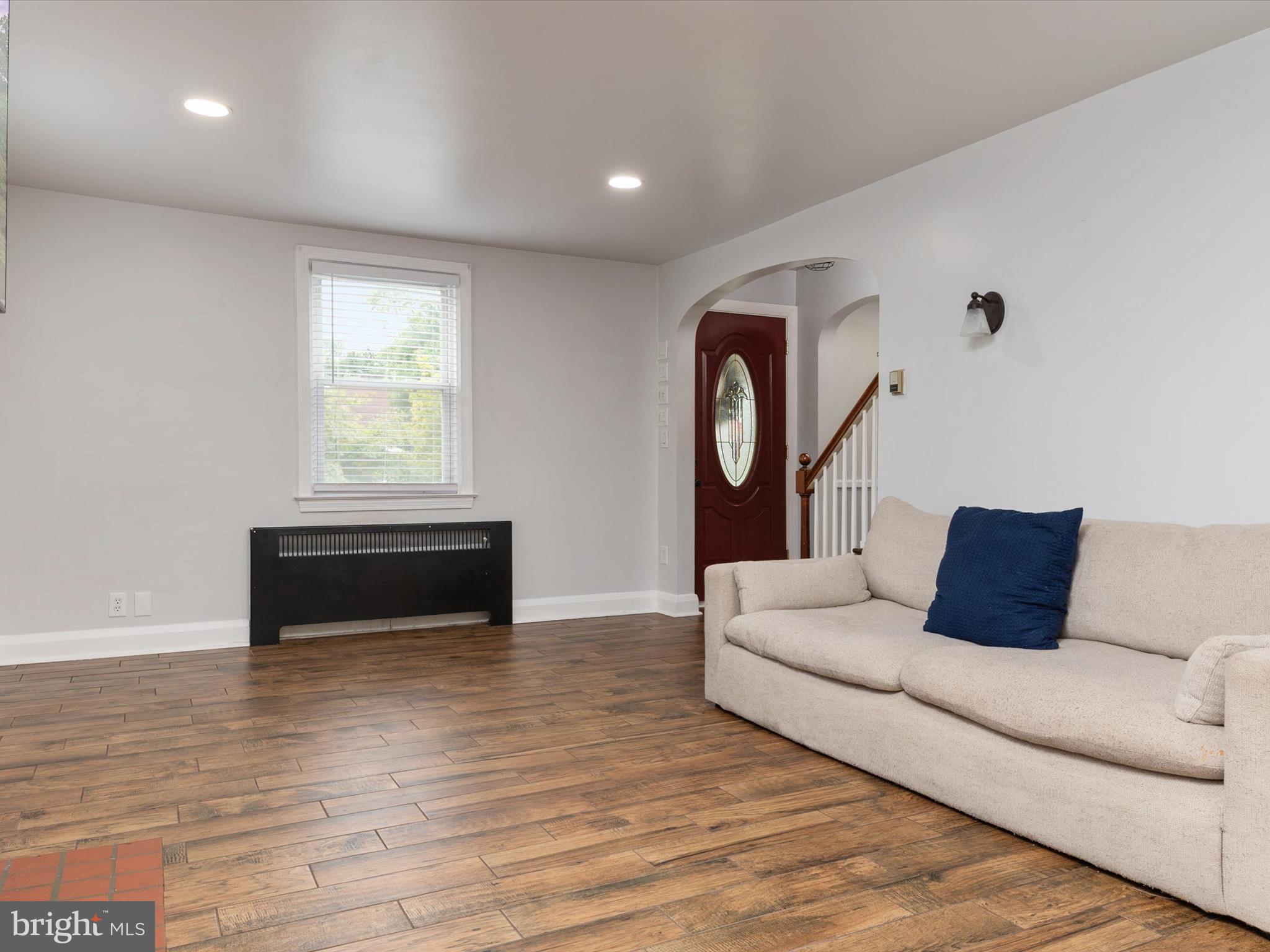 KENSINGTON - Residential