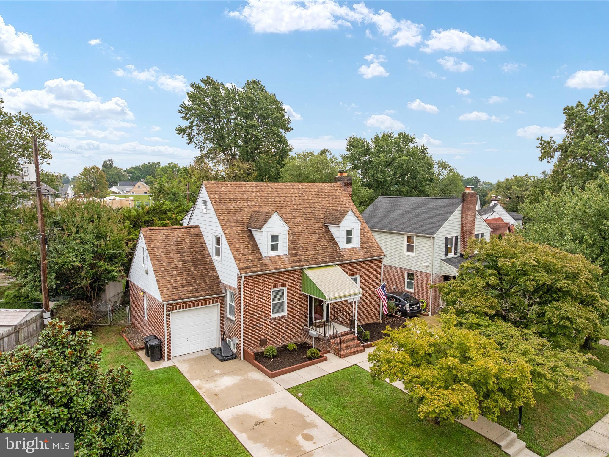 KENSINGTON - Residential