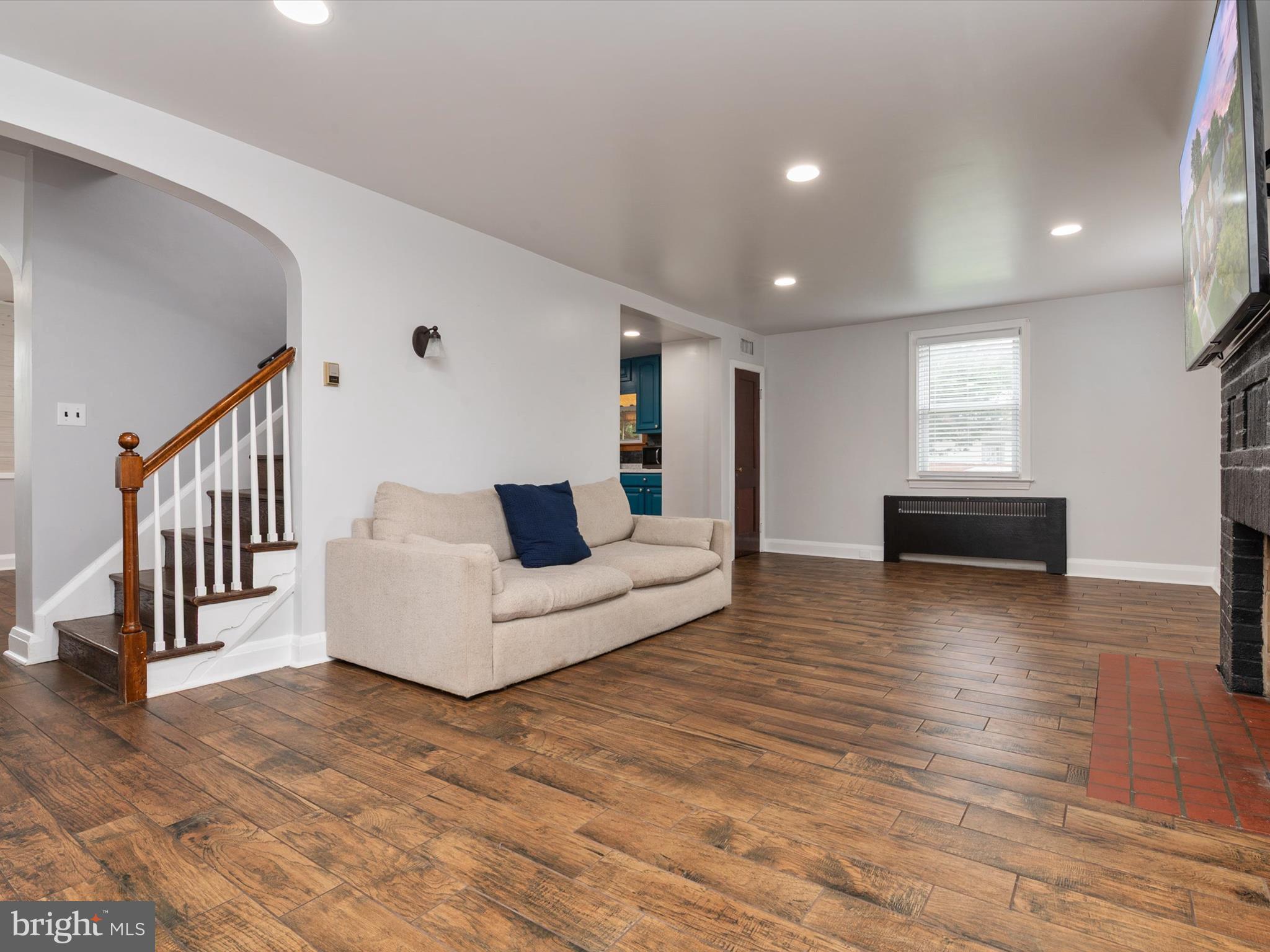 KENSINGTON - Residential