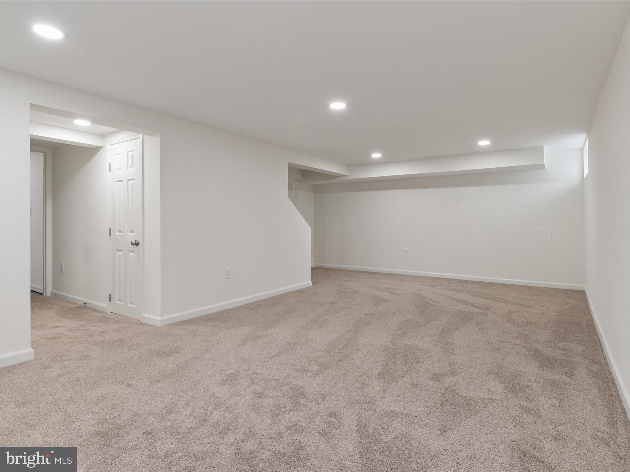 KENSINGTON - Residential