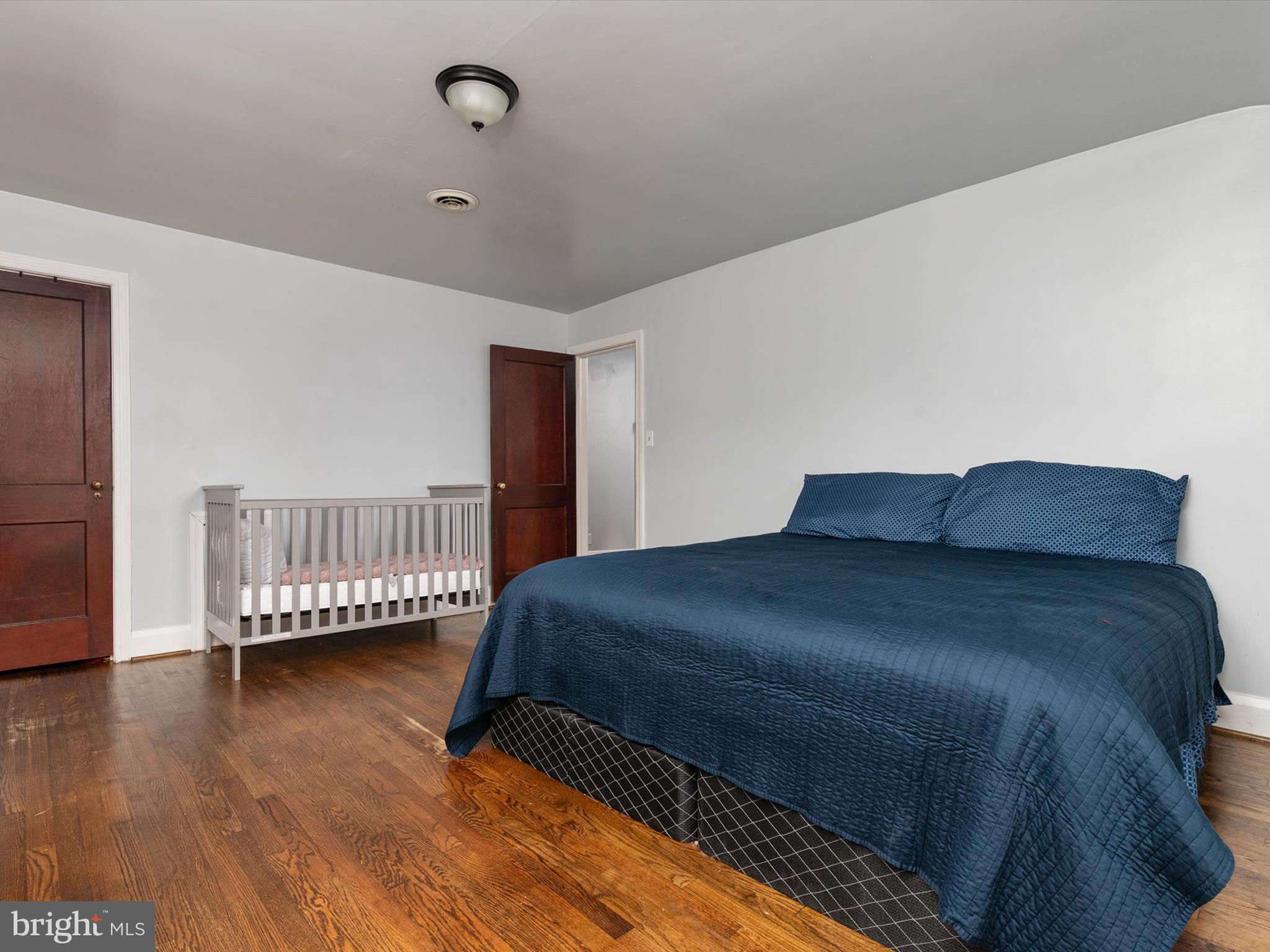 KENSINGTON - Residential
