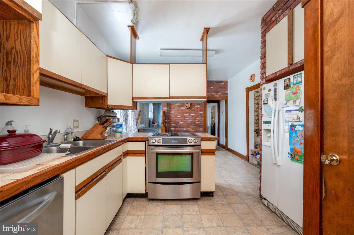 LAKELAND - Residential