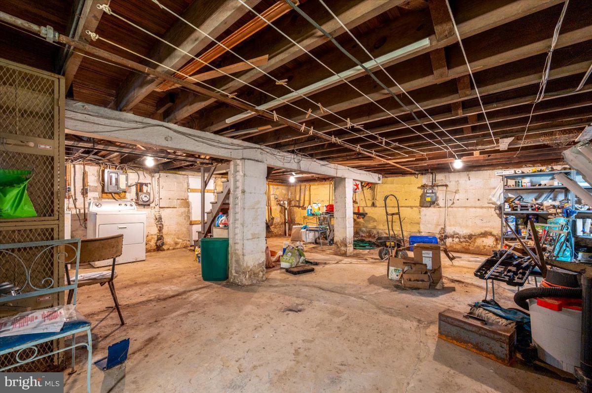 LAKELAND - Residential