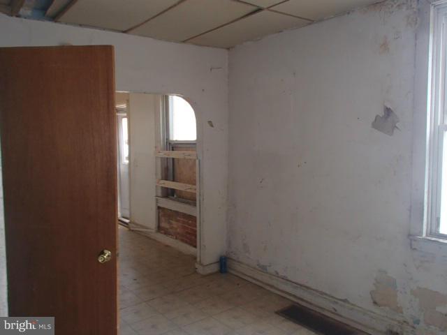 WASHINGTON VILLAGE - Residential