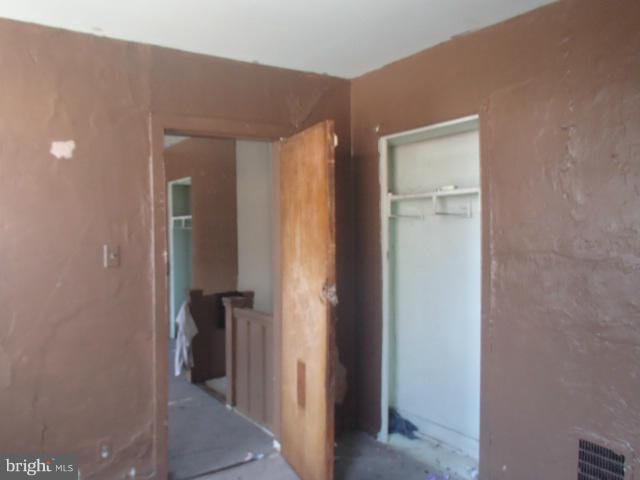 WASHINGTON VILLAGE - Residential