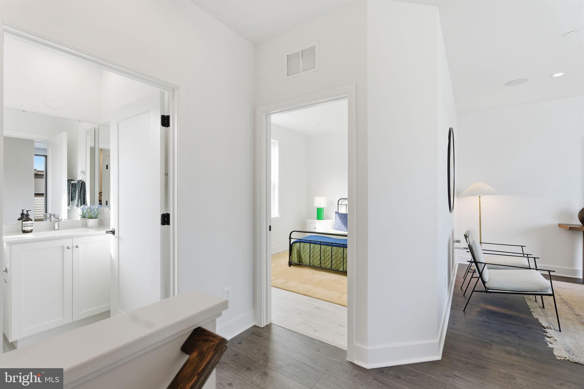 WESTBARD SQUARE - Residential