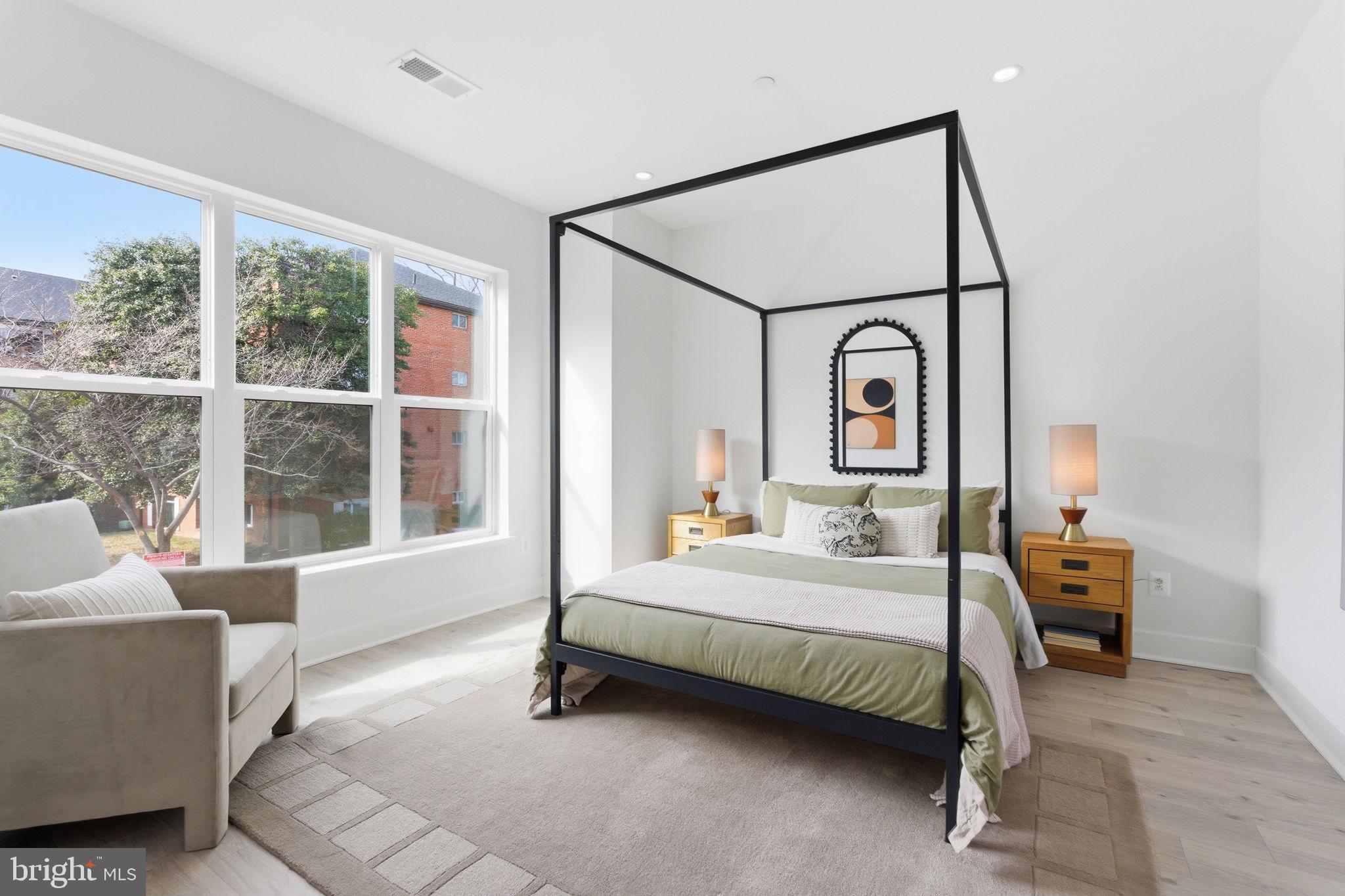 WESTBARD SQUARE - Residential