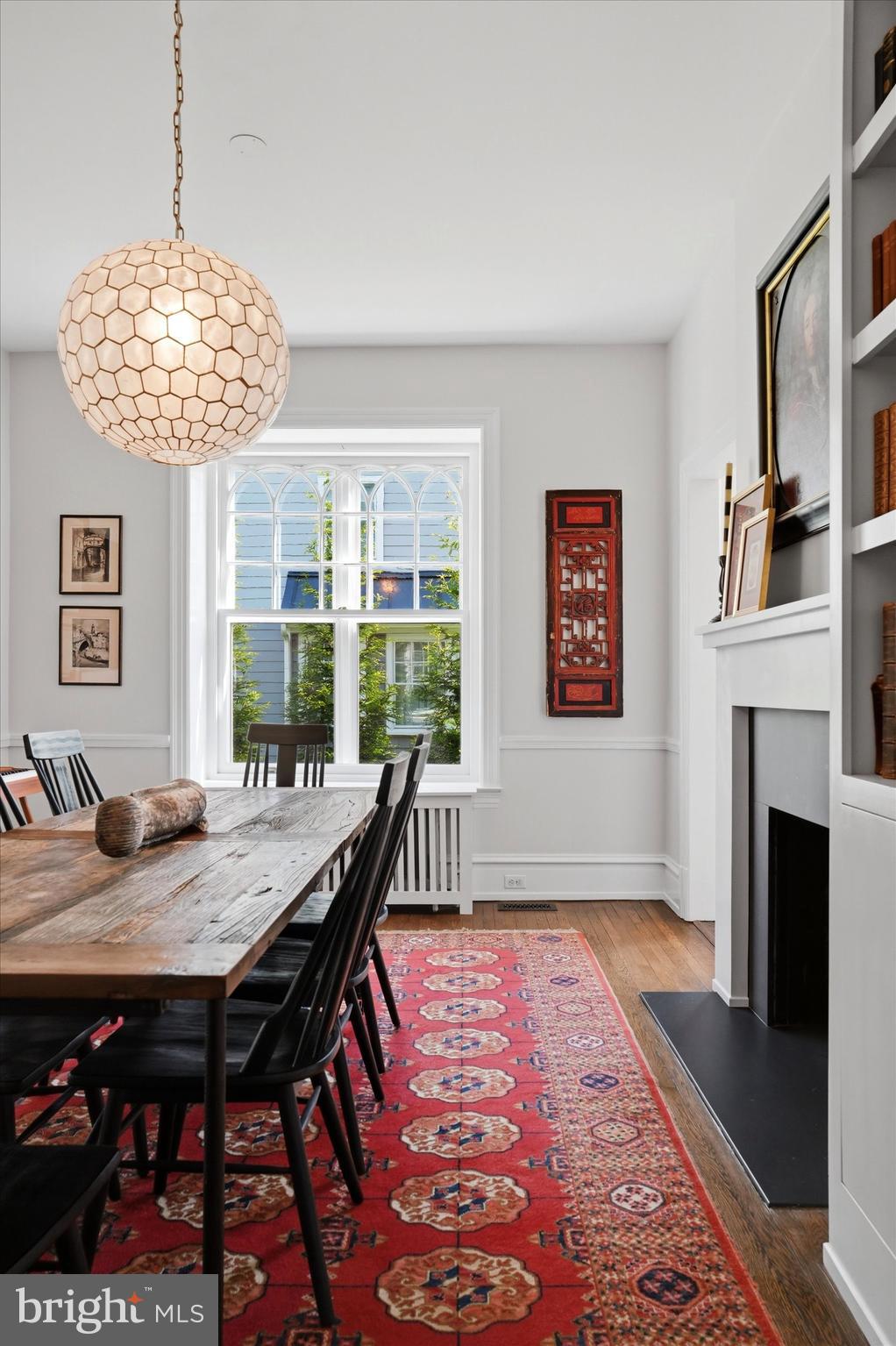 CHESTNUT HILL - Residential