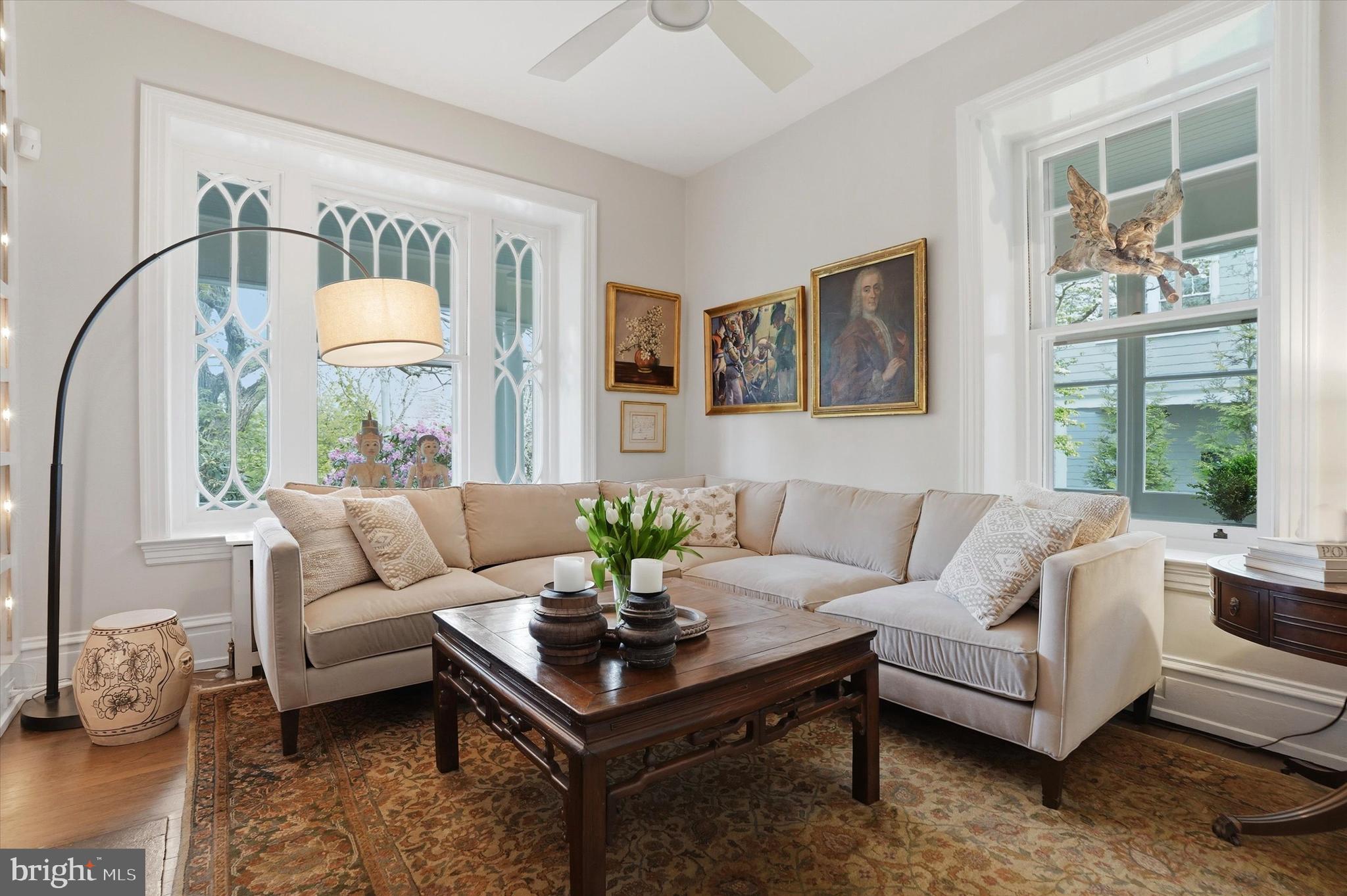 CHESTNUT HILL - Residential