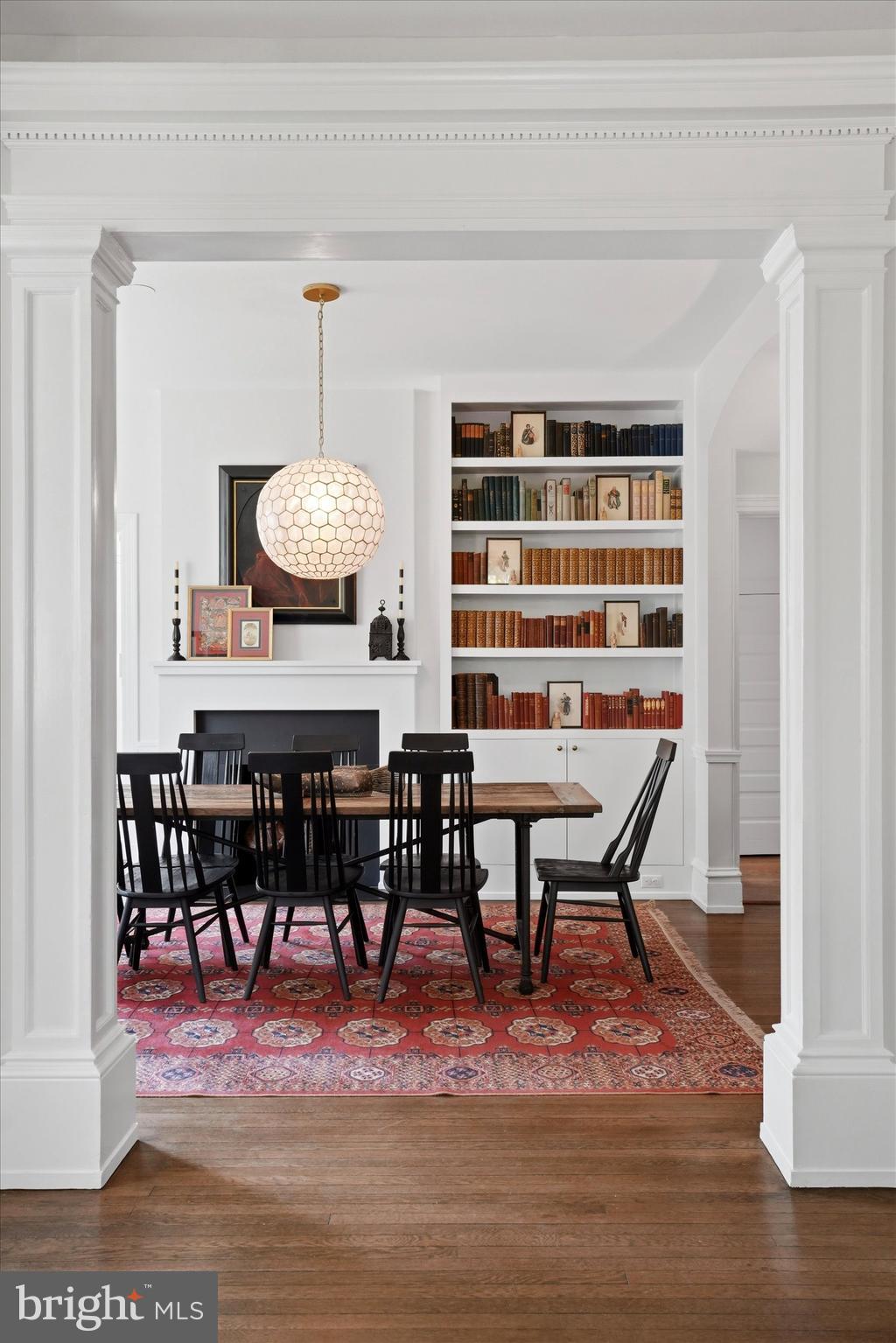 CHESTNUT HILL - Residential