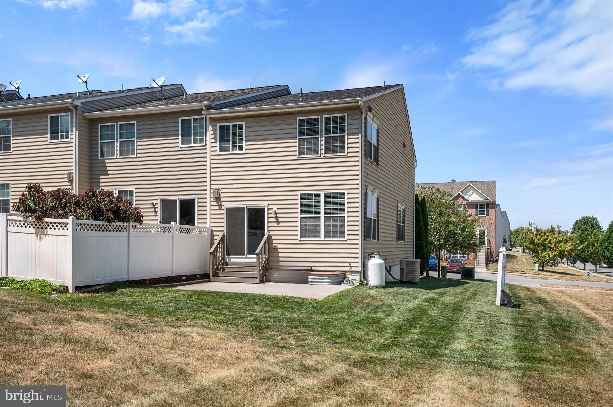 SHENANDOAH SPRINGS - Residential