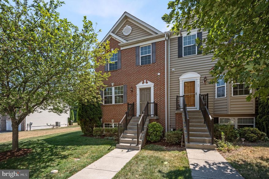 If you’re looking for a refined townhome with tons of extra windows and a low-maintenance yard backing to trees, you’ve found it. With 4 bedrooms and 3.5 baths in over 2,500 square feet, this end unit has the most square footage of any townhome in Jefferson County! You’ll love the brand new LVP floors and 9’ ceilings on the main level, fresh paint throughout, a new roof with premium shingles, a brand new stainless steel refrigerator, and a newer water softener. So many things have been taken care of so you can move right in and enjoy your new home! The main floor is ideal for open-concept living. At the center is a roomy eat-in kitchen with granite counters, large pantry, center island, and plenty of prep space. The lower level has a huge rec room with a cozy propane fireplace, plus a full bath, extra bedroom or office space, and a laundry area with extra storage. Upstairs you’ll find an oversized primary suite that lets in an abundance of natural light and features beautiful vaulted ceilings, his/her closets, and a luxurious soaking tub. The conveniently located neighborhood of Shenandoah Springs provides quick access to Rt. 9 for commuting and plenty of local stores/restaurants just a few minutes away. You’re sure to be impressed by what you’ll see at 7 Riparian Ln - don’t miss out!