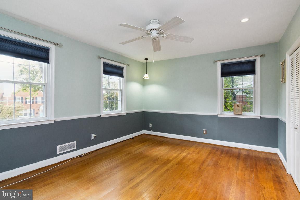 LOCH RAVEN MANOR - Residential Lease