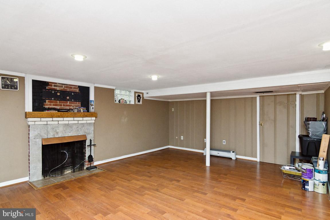 LOCH RAVEN MANOR - Residential Lease