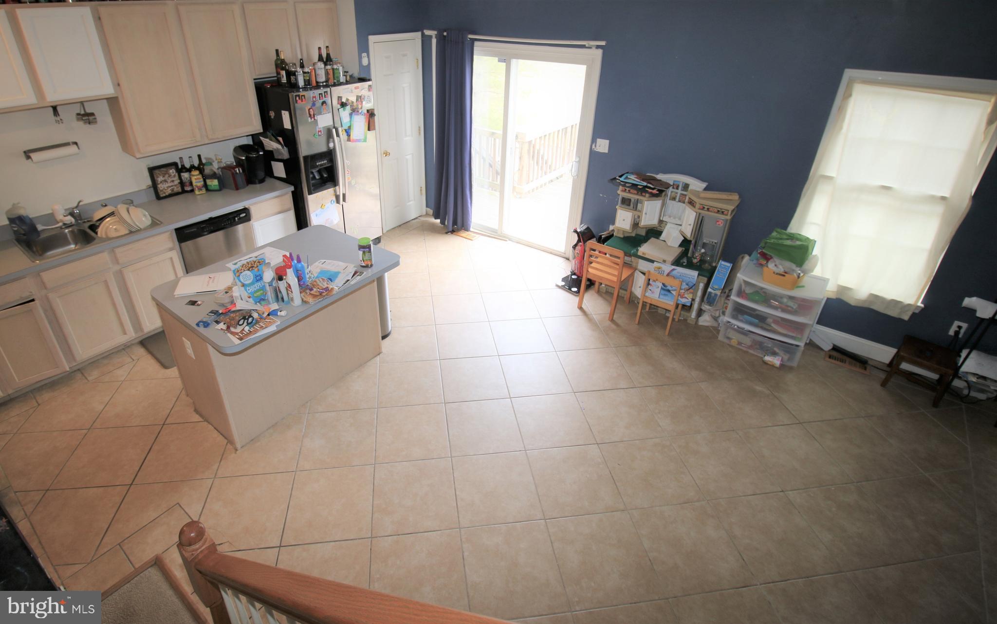 ASHBURN VILLAGE - Residential