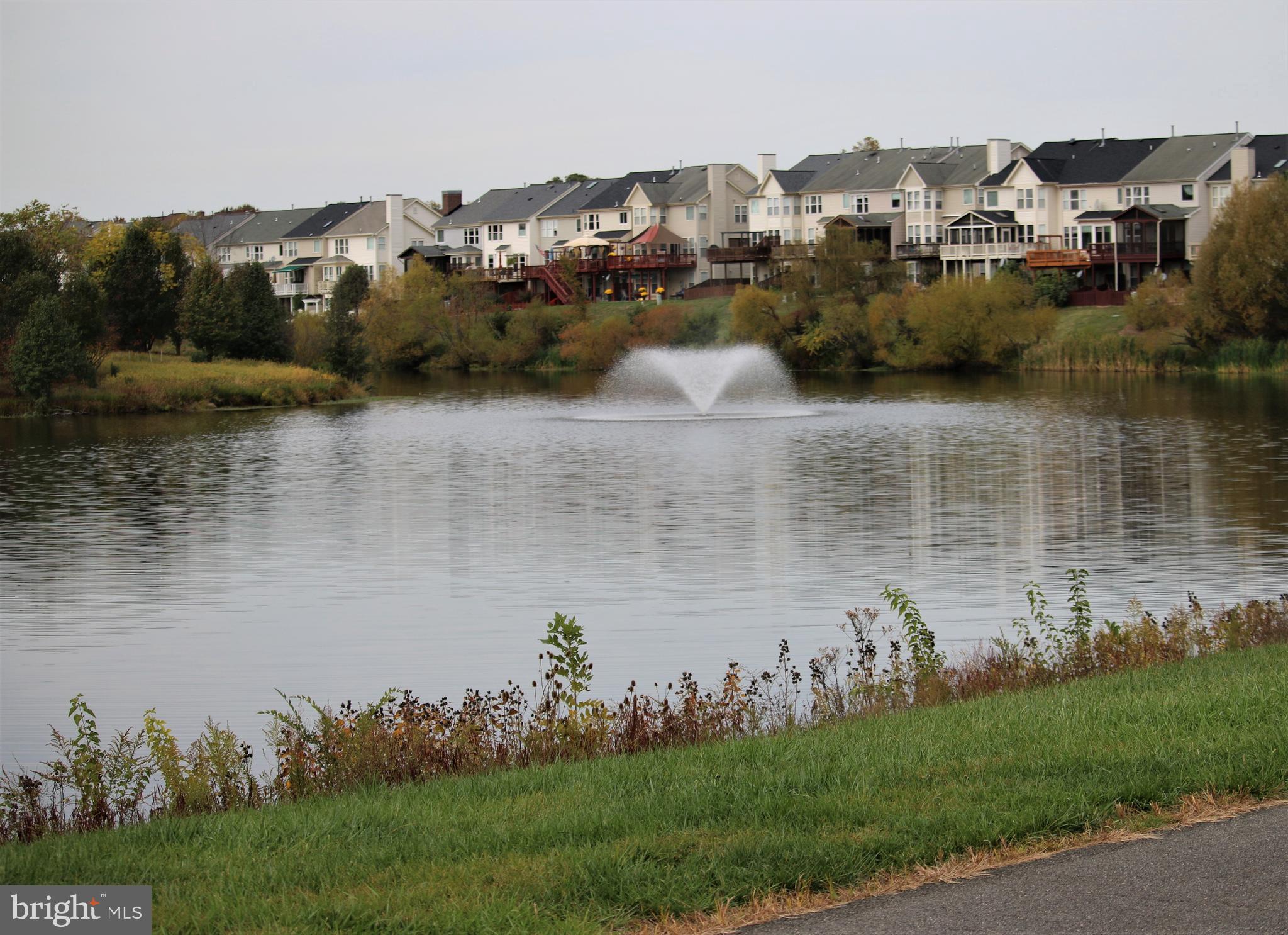 ASHBURN VILLAGE - Residential