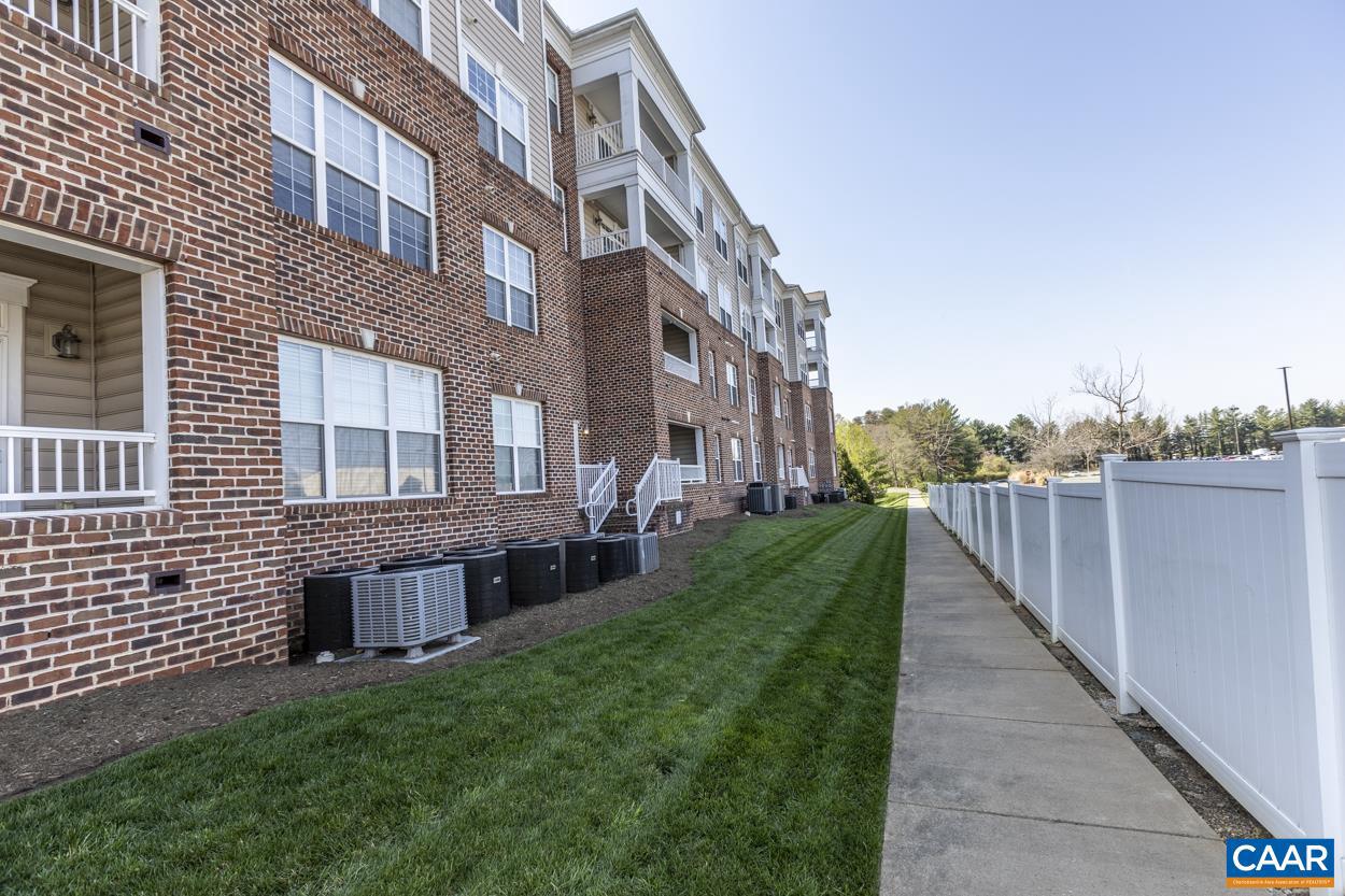 GLENWOOD STATION - Residential