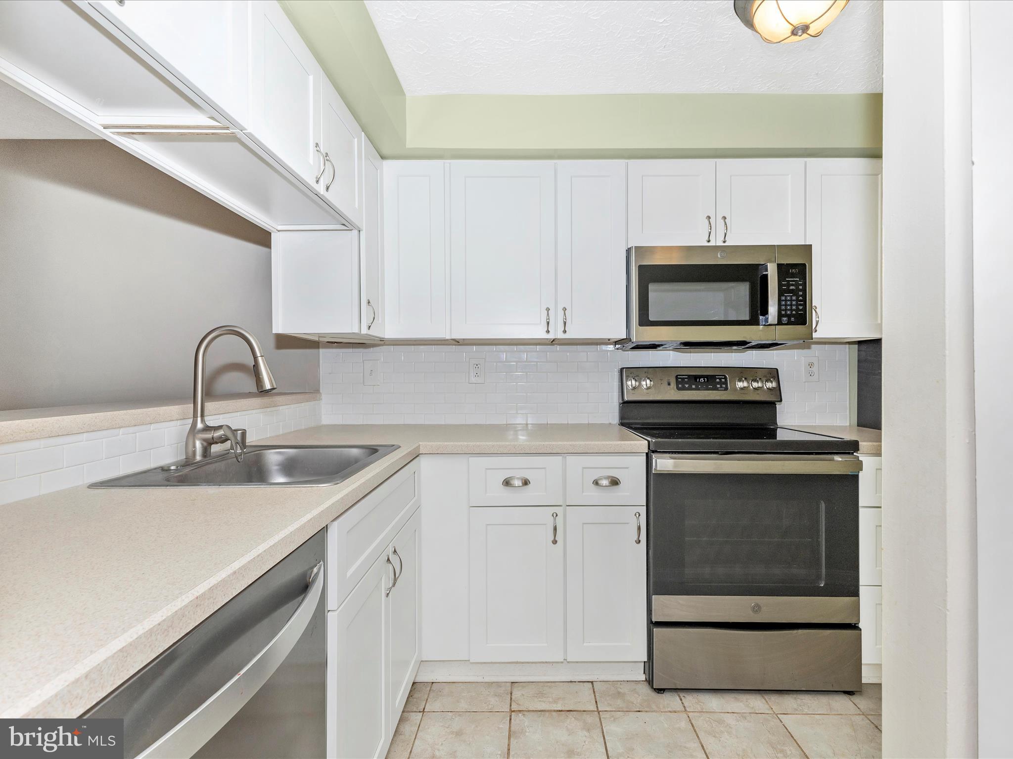 URBANA HIGHLANDS - Residential