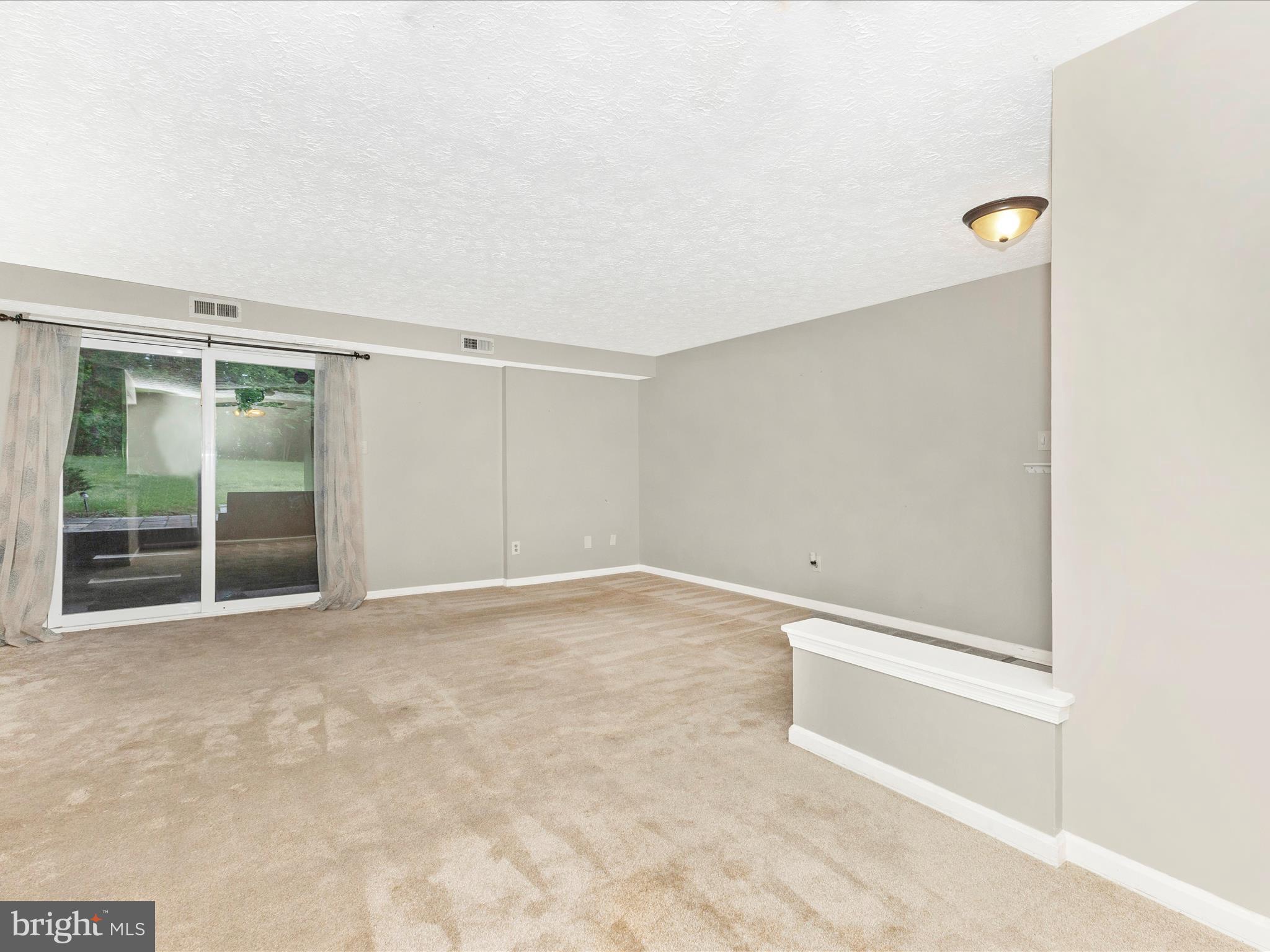 URBANA HIGHLANDS - Residential