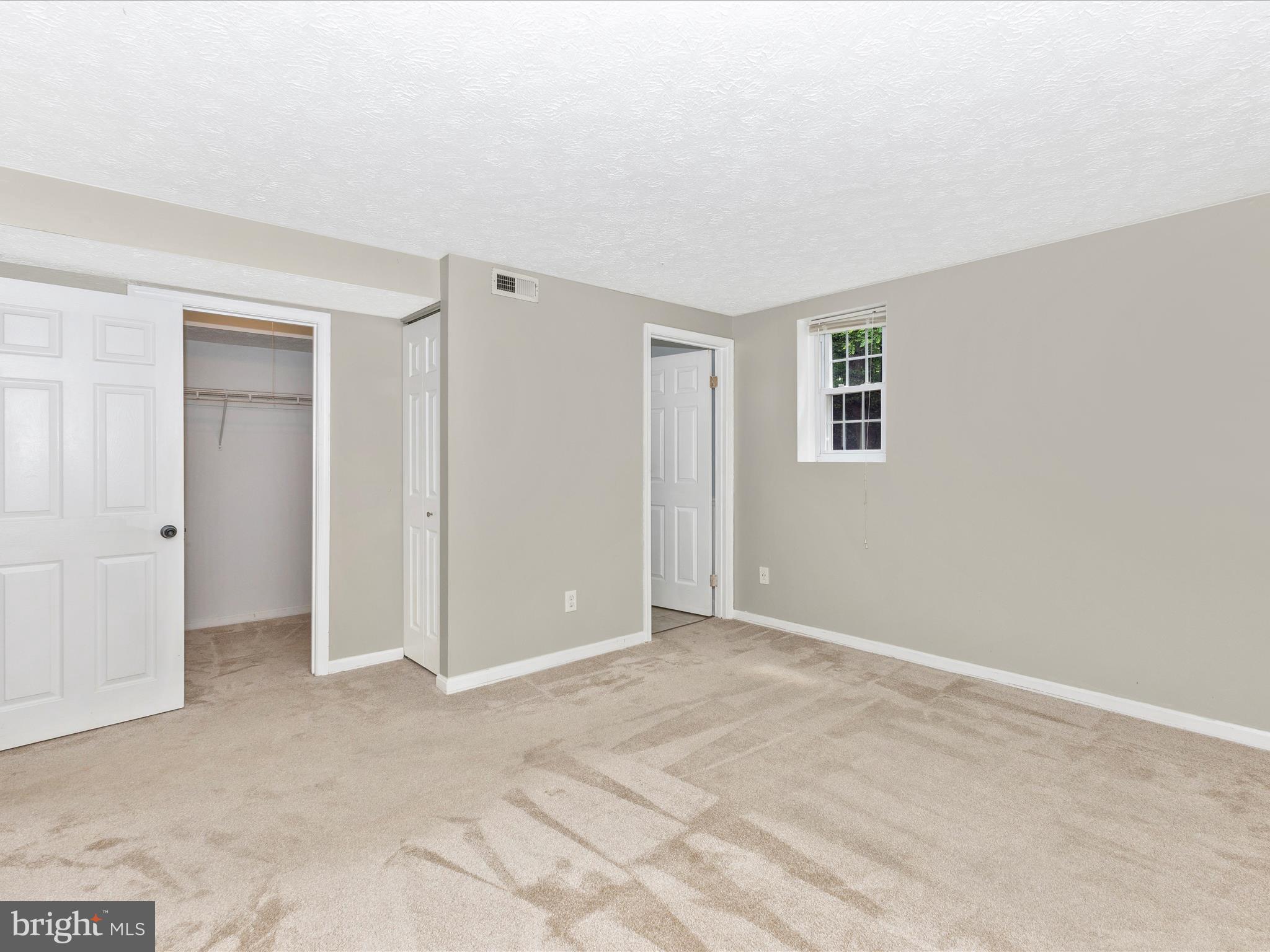 URBANA HIGHLANDS - Residential