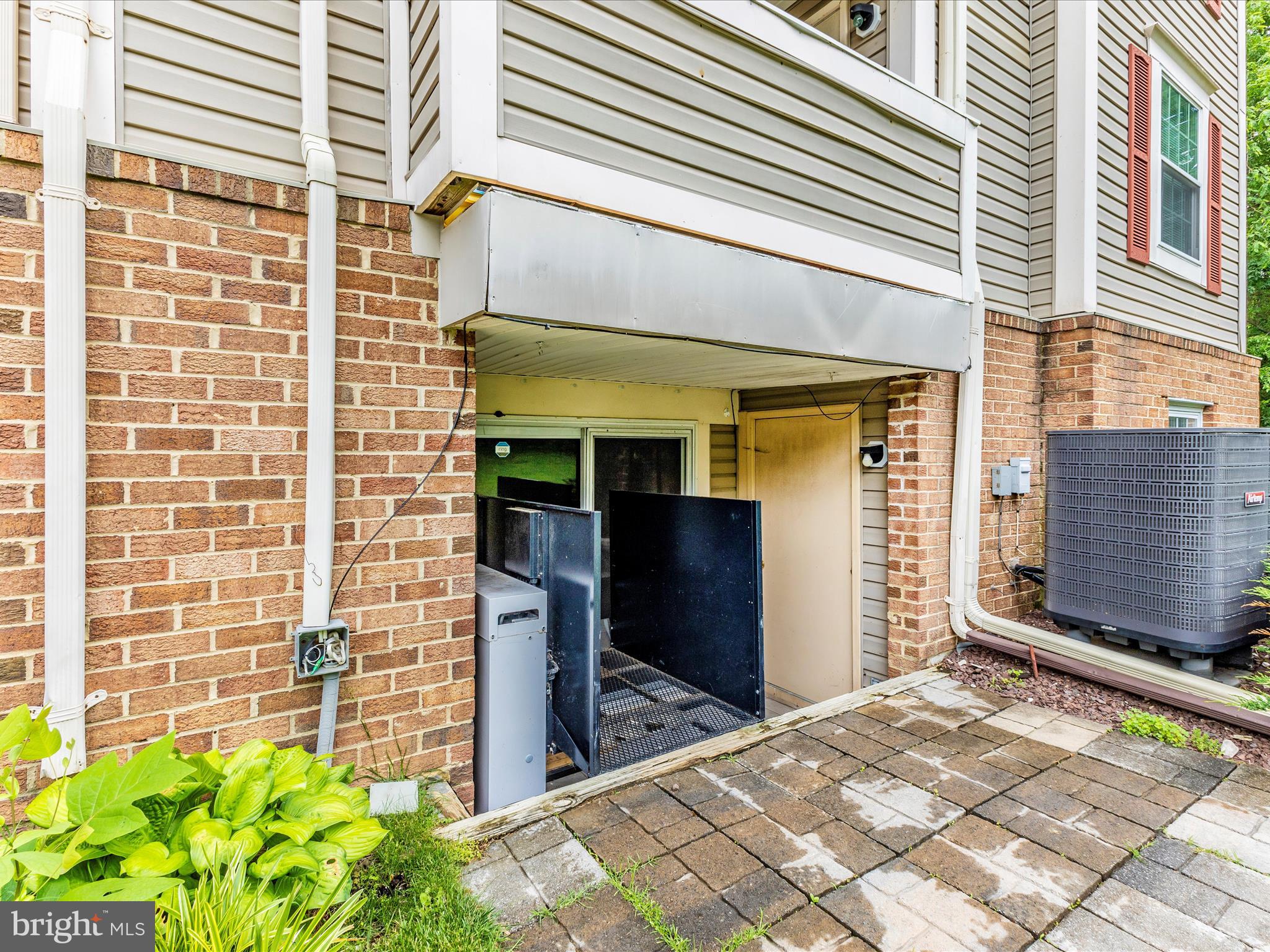 URBANA HIGHLANDS - Residential