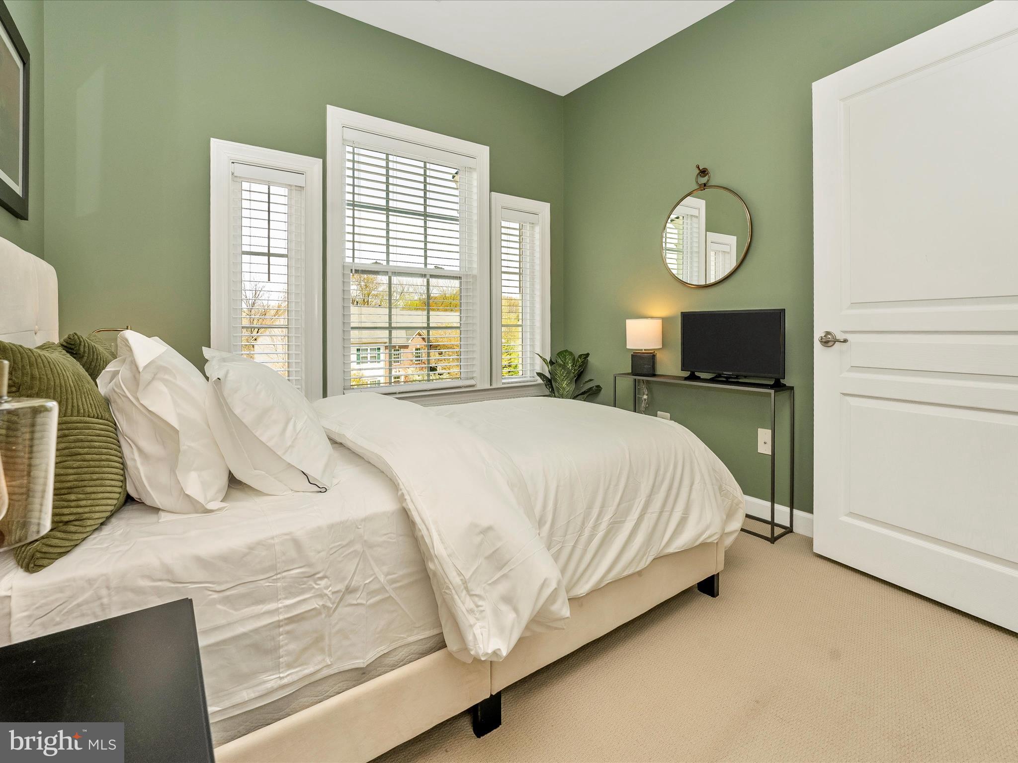 URBANA HIGHLANDS - Residential