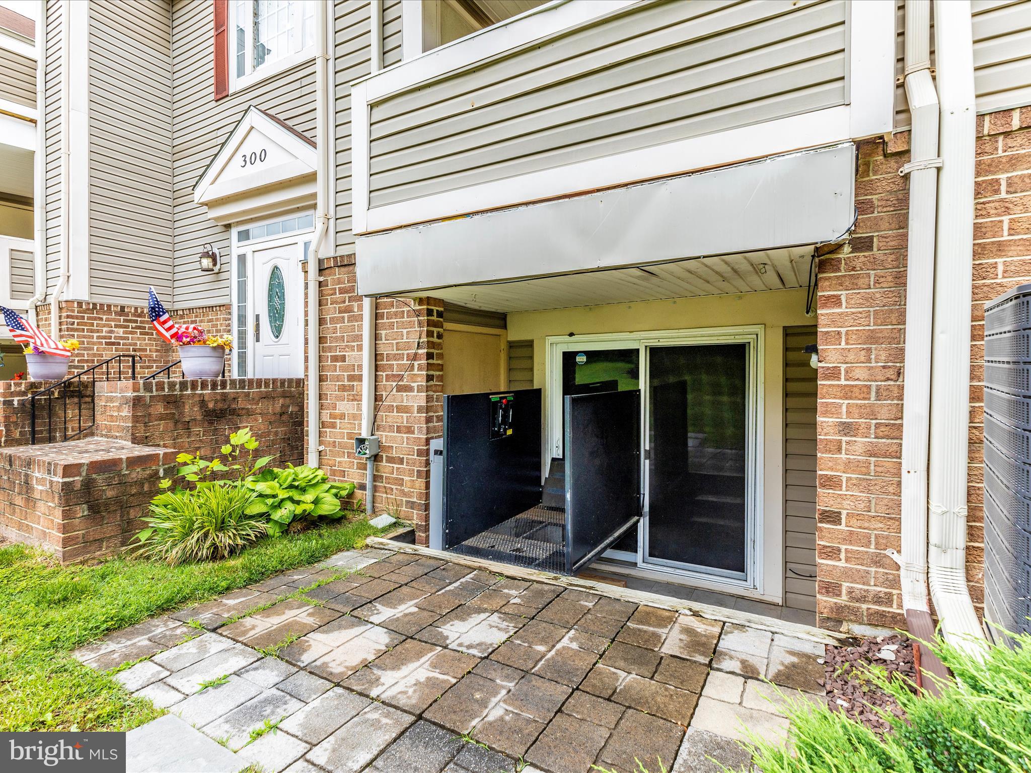 URBANA HIGHLANDS - Residential