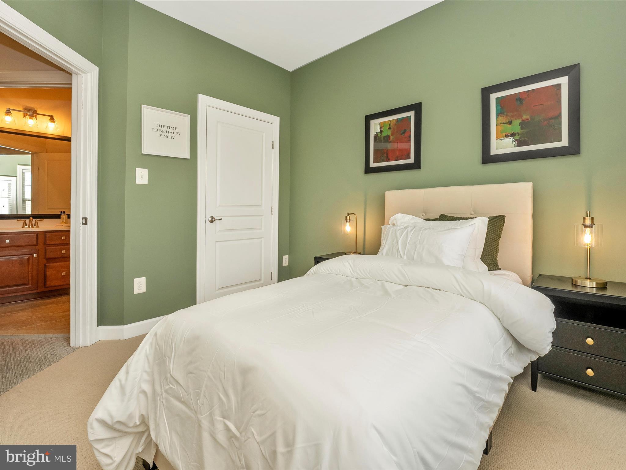 URBANA HIGHLANDS - Residential