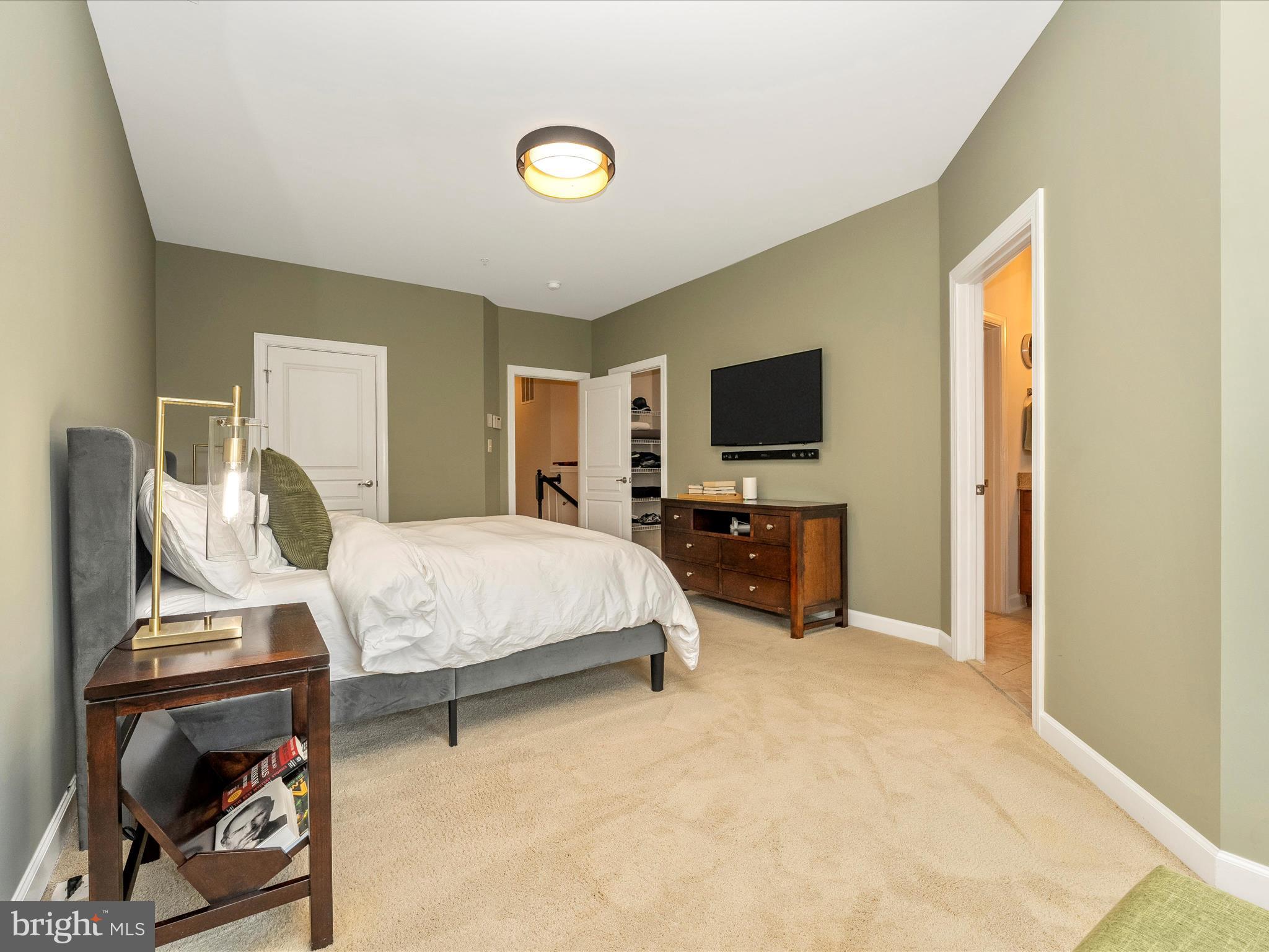 URBANA HIGHLANDS - Residential