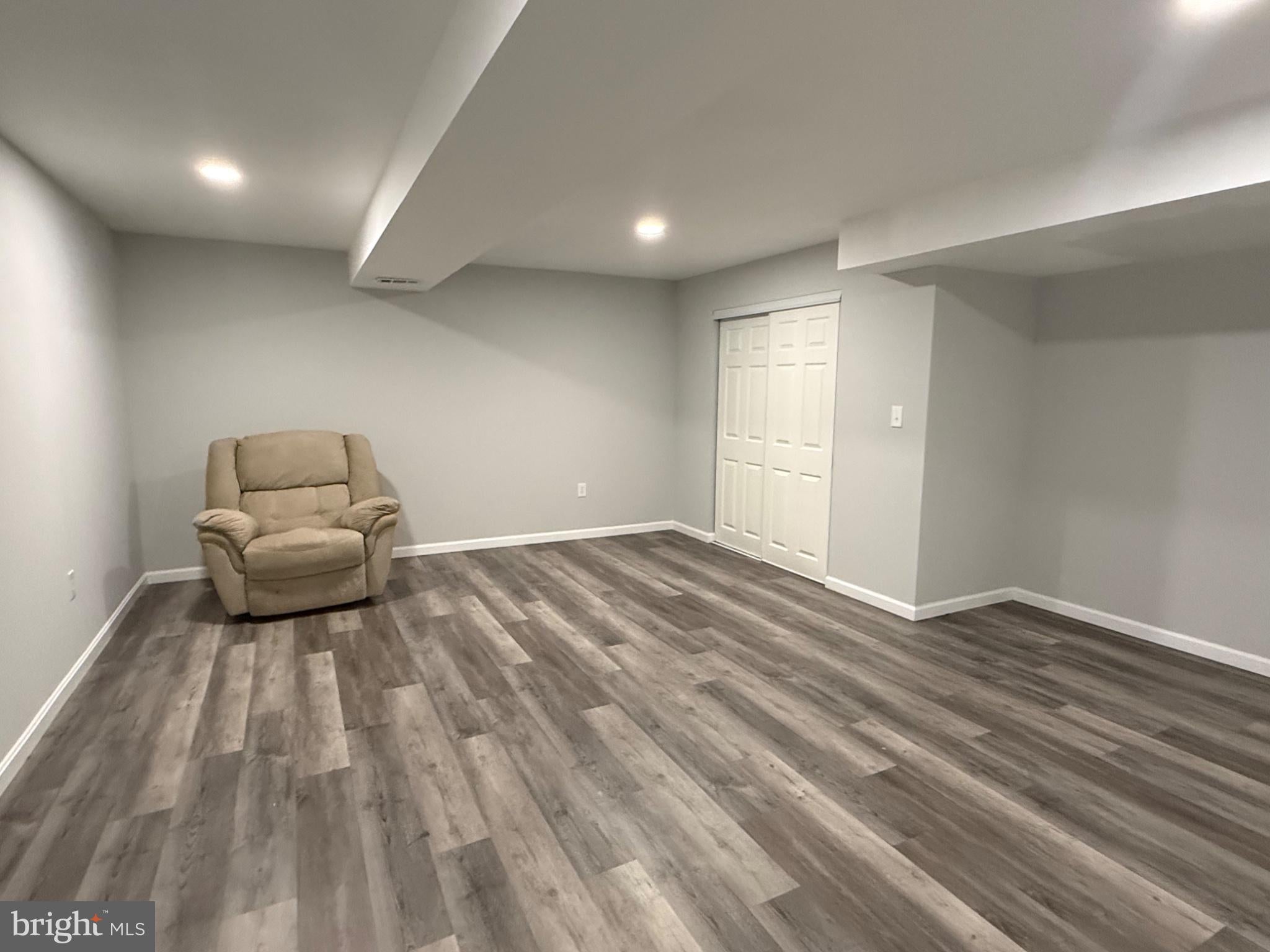 12212 REDWOOD COURT