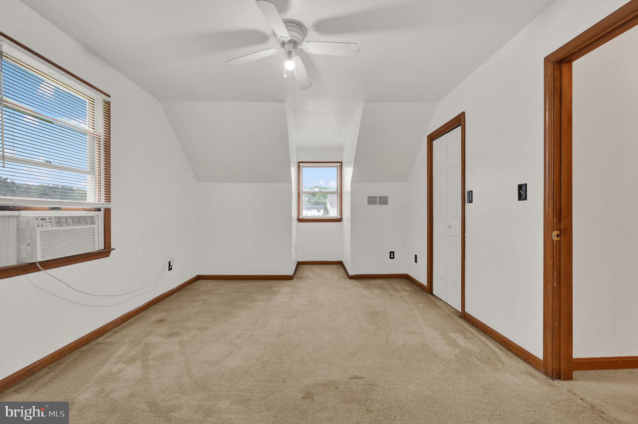 HIDDEN ACRES - Residential