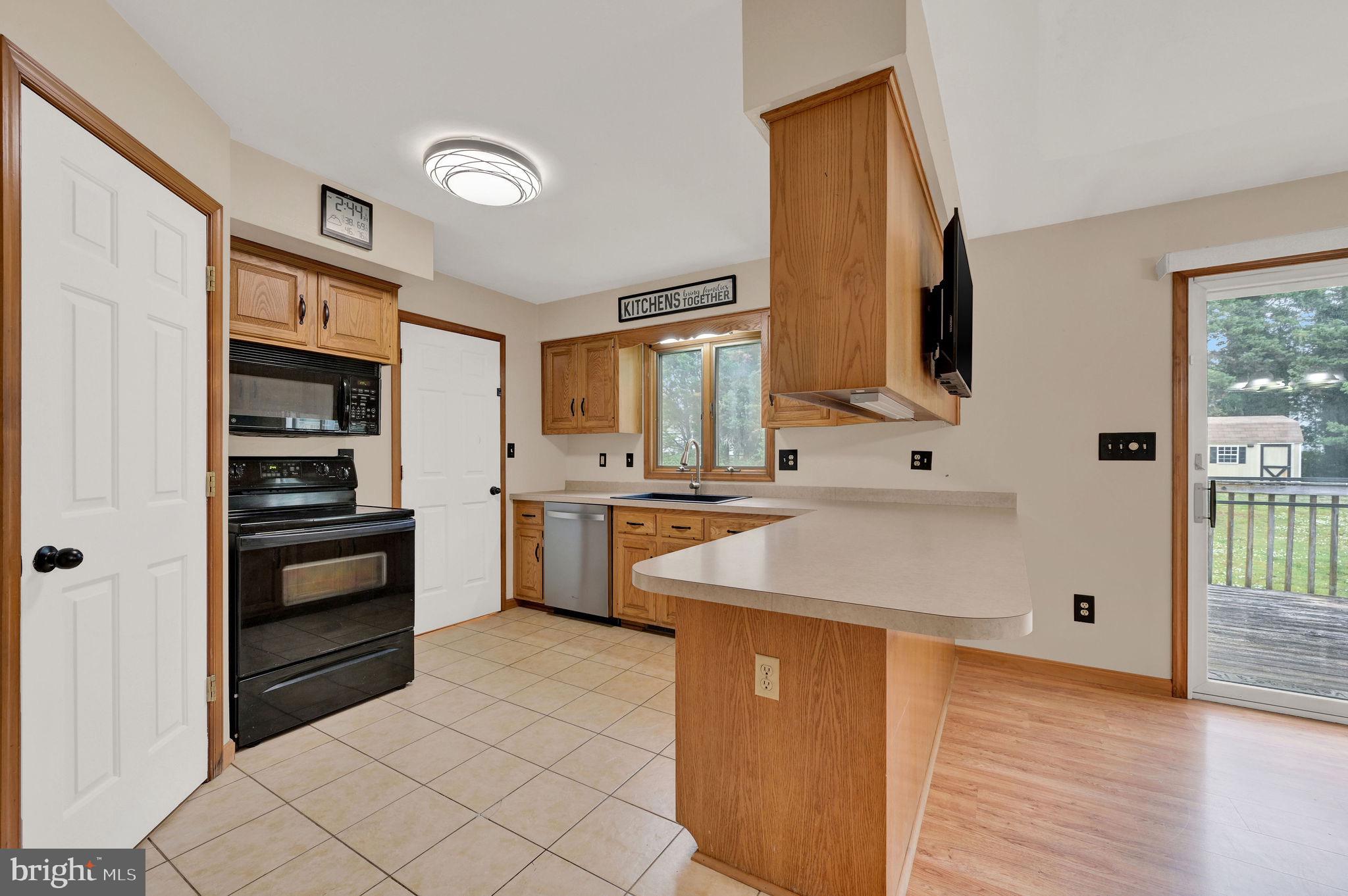 HIDDEN ACRES - Residential